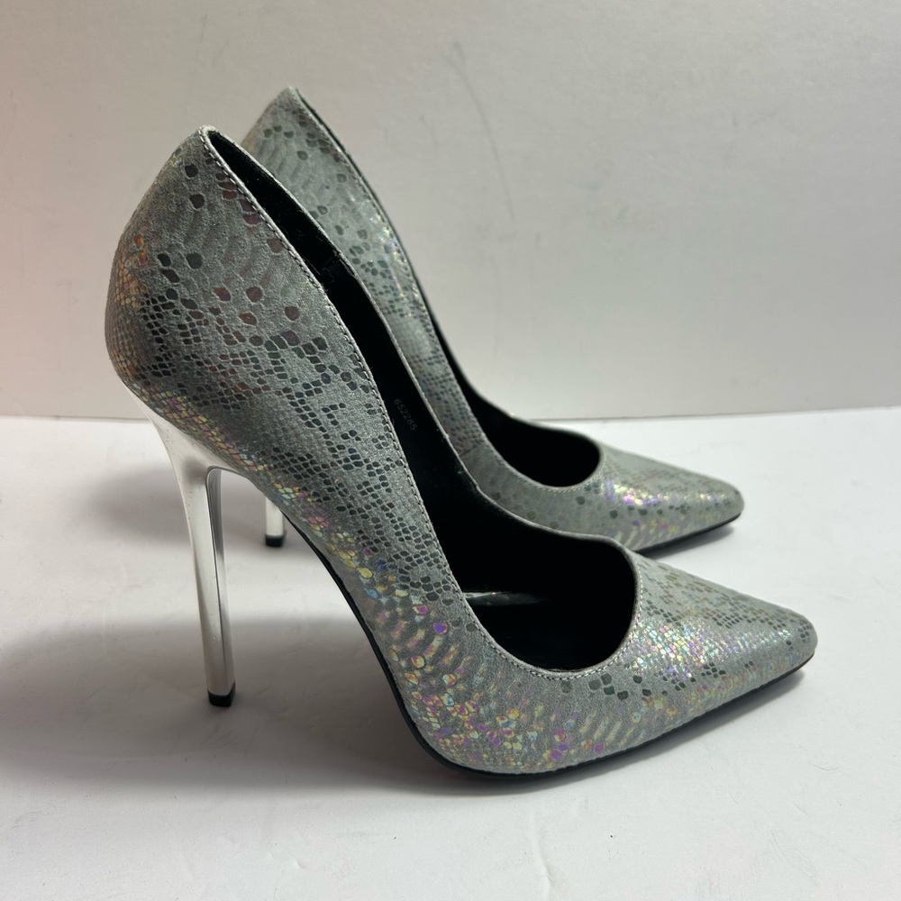Privileged Champagne Iridescent Faux Snakeskin Stiletto Pumps – Size 8 - Picture 9 of 12